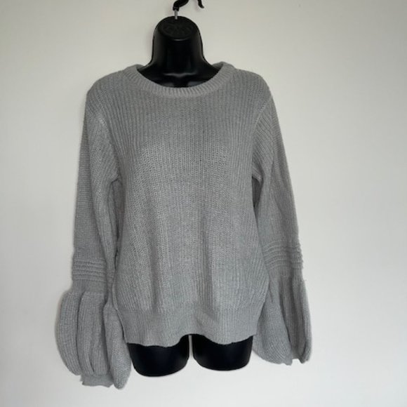 Bishop Sleeved Sweaters - Picture 2 of 2